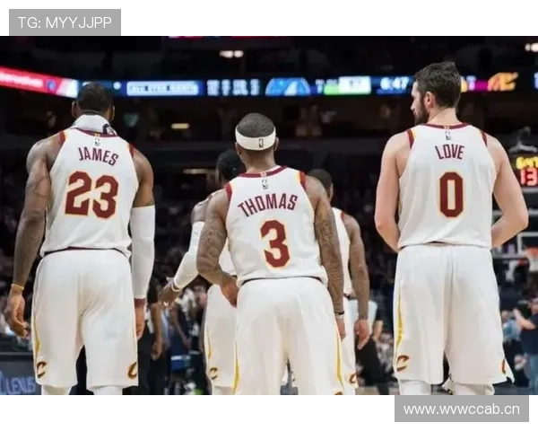 AC米兰阵容焕新背后稳定性危机显现，年轻化策略对赛季走势形成制约