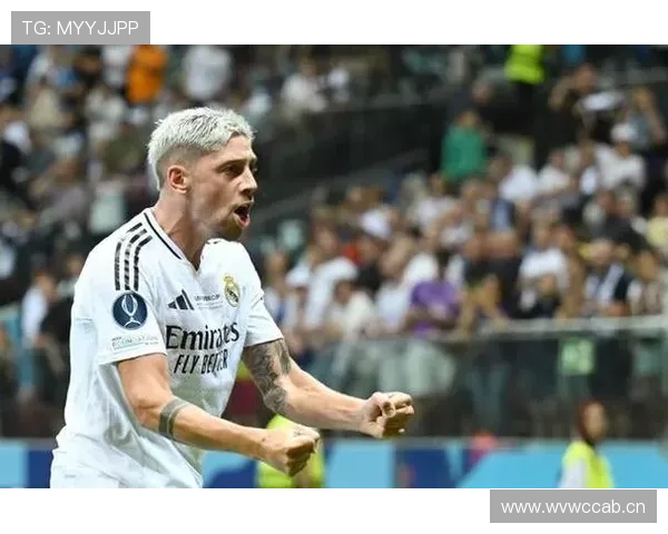 巴尔韦德与莫德里奇的中场进化与传承：技术风格与角色更迭对比